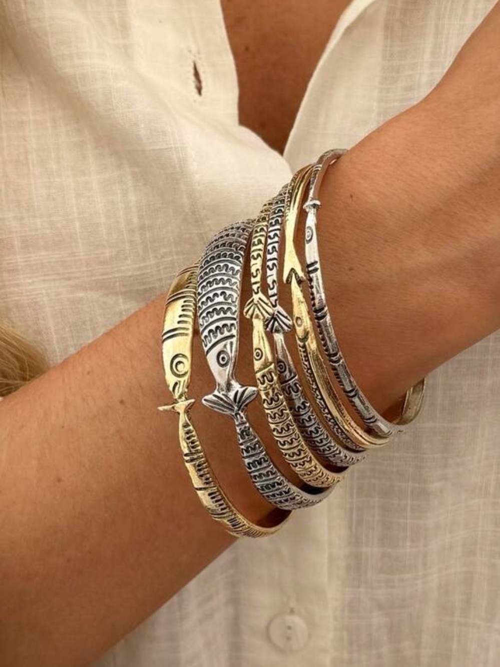 Zara Mixed Metal Fish Motif Bangle Set - Gold & Silver